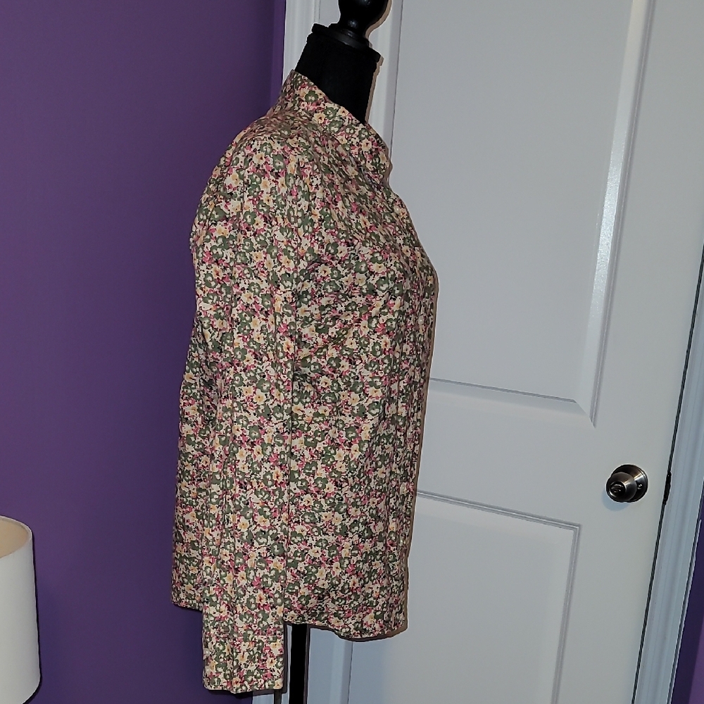 J Crew Women's Perfect Shirt Flower Design half button down L/S shirt Sz: Large - Picture 6 of 8